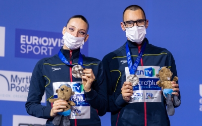 Emma Garcia i Pau Ribes dalt del podi aquesta tarda a Budapest | LEN