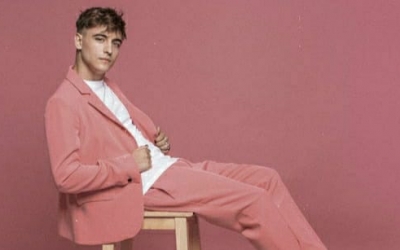 ' Cicatriz', el primer disc de l'artista sabadellenc Manel Navarro, ja es troba disponible | Cedida