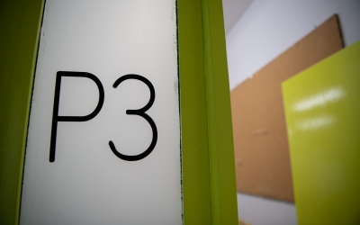 Entrada d'una aula de P3/  Roger Benet