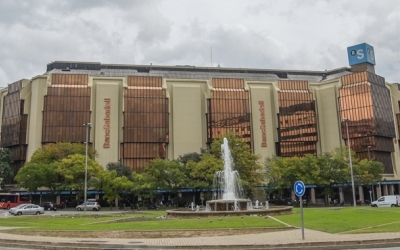Seu del Banc Sabadell a plaça de Catalunya | Roger Benet