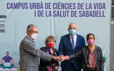 Representants de l'Ajuntament, el Taulí, la UAB i l'ESDI/ Roger Benet