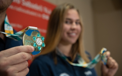 Pérez, amb la medalla en primer pla | Roger Benet