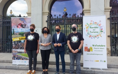 Vicent, González, Matas i Carrión, a la plaça Doctor Robert/ Karen Madrid