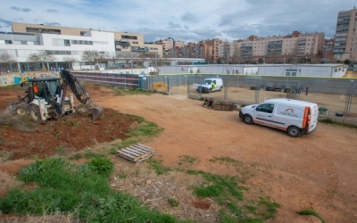 Terreny on s'ha de construir l'escola Virolet/ Roger Benet