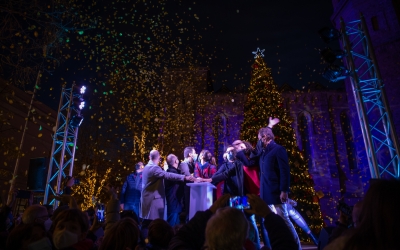 Moment d'estrena de l'enllumenat de Nadal | Roger Benet 