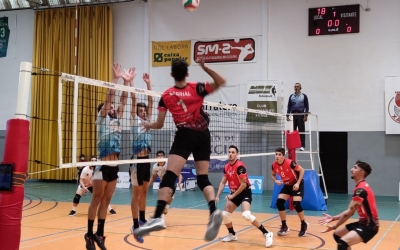El masculí va encaixar la segona derrota seguida per 3-0 | CNS Vòlei