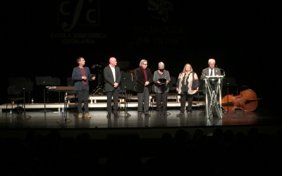Moment d'entrega del Premi Nacional Agustí Borgunyó a Albert Guinovart | Ràdio Sabadell