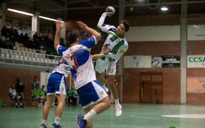Sergio Álvarez, en una acció d'atac en el derbi | Èric Altimis - OAR Gràcia