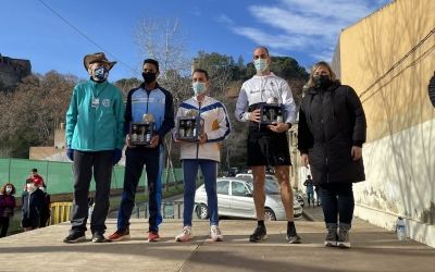 Otero acompanyat al podi per Oubari i Torres | Pau Vituri