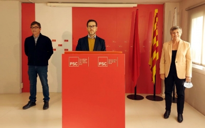 Paco Aranda, acompanyat d'Eva Candela i José Luís Jimeno/ Karen Madrid