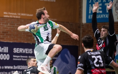 Un moment del partit del primer equip de l'OAR Gràcia contra el BM La Roca | @oargracia