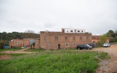 Vista general de l'espai on ha tingut lloc l'incendi, a la carretera entre Sabadell i Sentmenat | Roger Benet