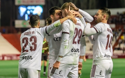 La plantilla de l'Albacete celebrant un gol | @AlbaceteBPSAD