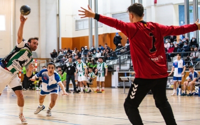 El Gràcia ve de golejar el Creu Alta Sabadell en l'últim partit | Èric Altimis