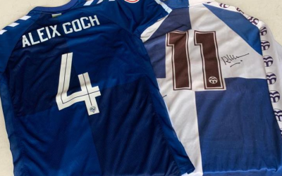 La samarreta d'Aleix Coch i una de l'època signada per Marañón | Roger Benet