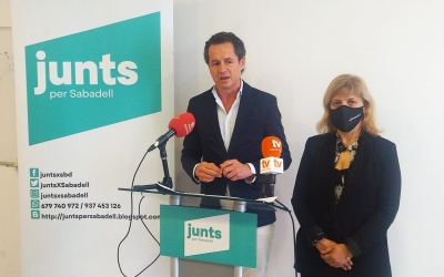 Matas al costat de Mercè Cantero, coordinadora local de Junts | Cedida 