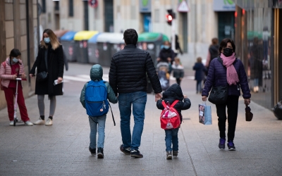 Dos infants anant a l'escola | Roger Benet