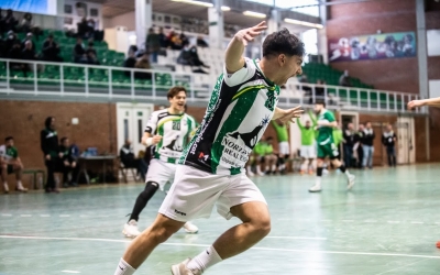 Un instant del partit entre l'OAR i l'Handbol Bordils | Èric Altimis