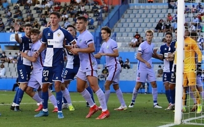 Jutglà agafa la marca d'Altimira en una acció del partit de la primera volta | CES