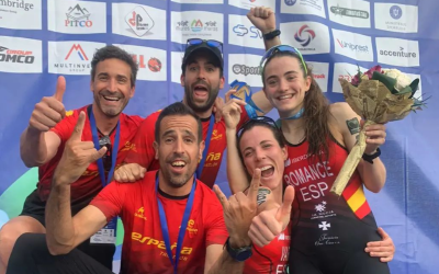 Romance, a la dreta, amb la resta de la delegació | @martaaromance