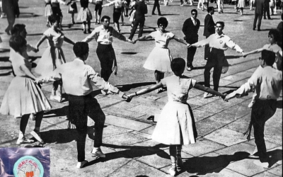 Imatge dels inicis de la Colla Sardanista Mirant el cel | Cedida