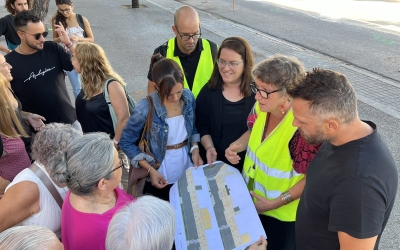 Farrés, Rodríguez i Molina revisant els plànols del carrer Goya | Ajuntament de Sabadell