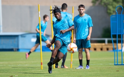 El senegalès Keita en un entrenament a Sant Oleguer | Roger Benet