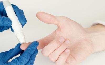 Prova per mesurar el nivell de sucre en sang/ Artem Podrez