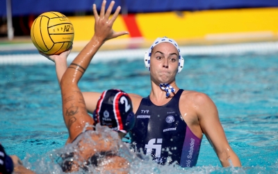 Bea Ortiz, en una acció d'atac contra les mataronines | RFEN