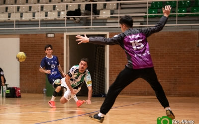 Oriol Miró va deixar una de les imatges del partit culminant de forma inversemblant un contraatac | Èric Altimis