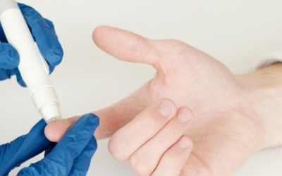 Prova per mesurar el nivell de sucre en sang/ Artem Podrez