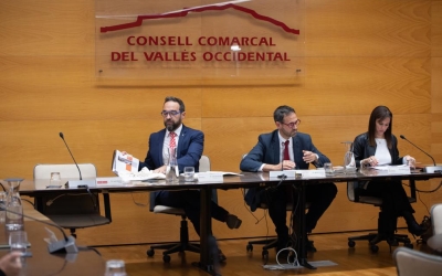 Fernández, Jiménez i Farrés, i la cadira buida per Ballart | Roger Benet