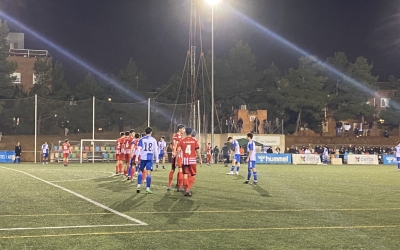 Un instant del partit del Juvenil A del Centre d'Esports contra el Girona | @futbaseces
