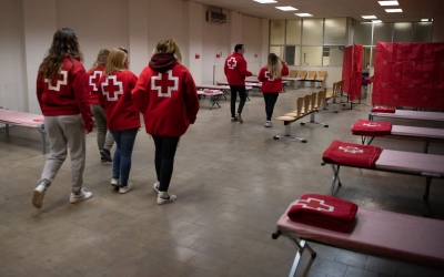 Espai temporal de Creu Roja per atendre les persones sense llar durant l'Operació Fred | Roger Benet