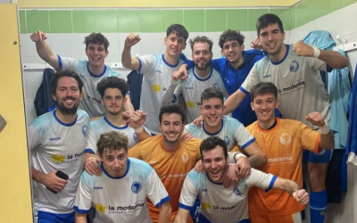 Celebració al vestidor del Club després del triomf a Elda | CNS FS