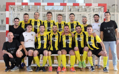 Plantilla d'El Ático el dia de la presentació dels equips | El Ático