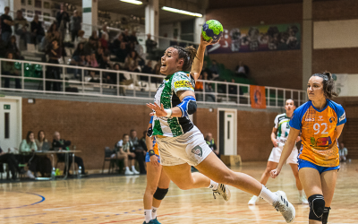 Maria Monllor, autora de nou gols, va brillar a la segona part | Èric Altimis - OAR Gràcia