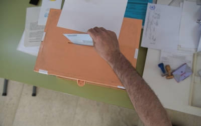 Un sabadellenc, votant a les eleccions del 2019/ Roger Benet