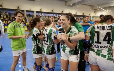 Irene Garcia no podia contenir l'emoció després de la fita | Èric Altimis - OAR Gràcia