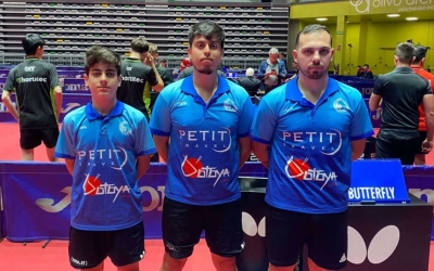 Una victòria davant l'Helios certificaria la primera plaça per als d'Àlex Bocanegra| @CNSTennisTaula