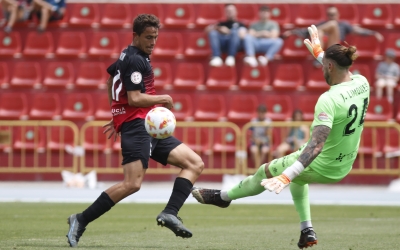 Javi Martín serà baixa diumenge per acumulació de targetes | CF Nucia