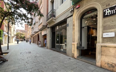 Comerços del carrer Sant Quirze | Roger Benet