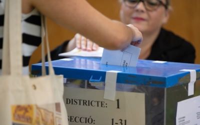 Una noia votant | Roger Benet