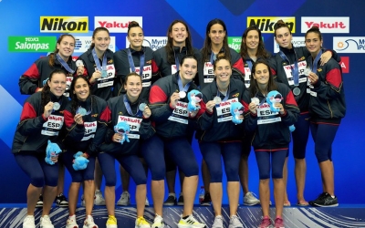 L'equip espanyol amb la medalla de plata | @RFEN_oficial