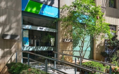 Exterior de les oficines del SOC a Sabadell/ Karen Madrid