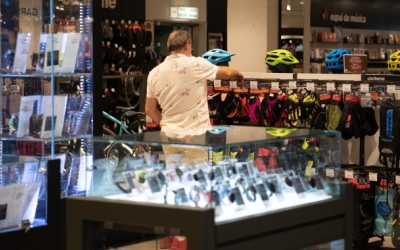 Interior d'una botiga sabadellenca/ Roger Benet