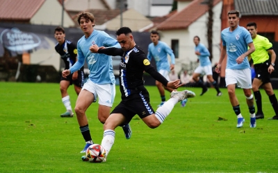 Tarda complicada per a Toni Herrero amb un penal inexistent i una vermella molt rigorosa | RC Celta
