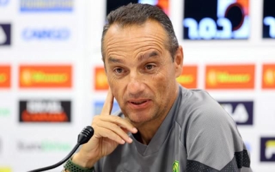 Oltra en una roda de premsa aquesta temporada | AEK Larnaca