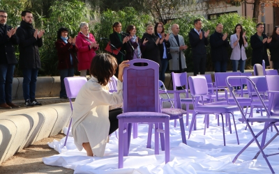 Un moment de l'actuació artística pel 25-N | Júlia Ramon