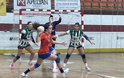 El Mislata treu quatre punts a l'OAR a la classificació | Handbol Mislata